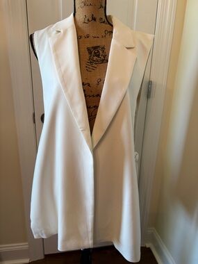 Nicole Miller Cream Open-Front Sleeveless Blazer Vest